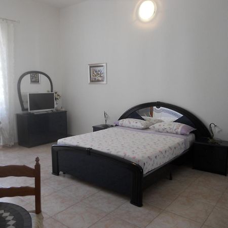 Guest House Efisio Alghero Exterior photo